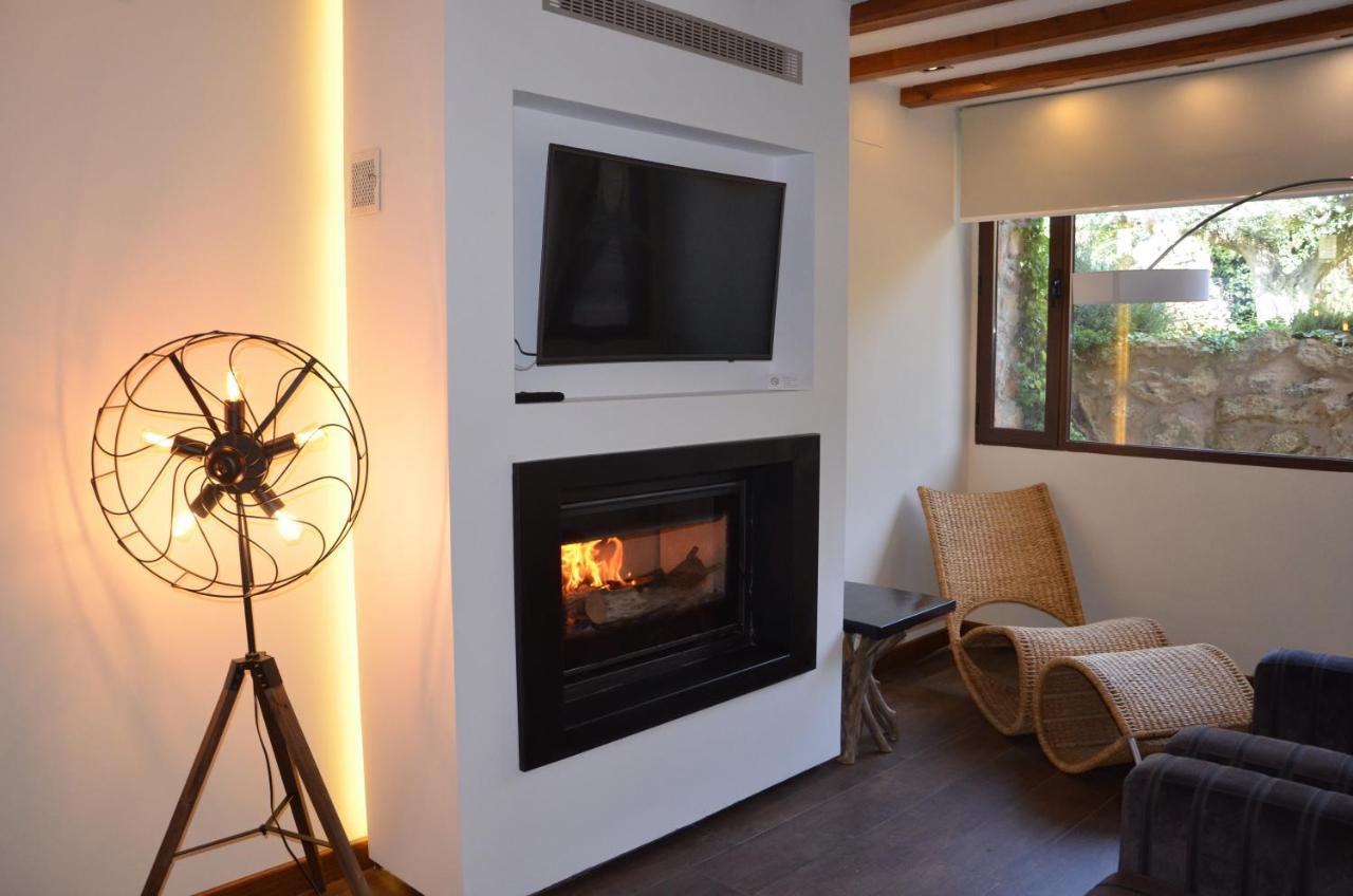 Mirador Del Alba Guest House ออสซา เด มอนเตียล ภายนอก รูปภาพ