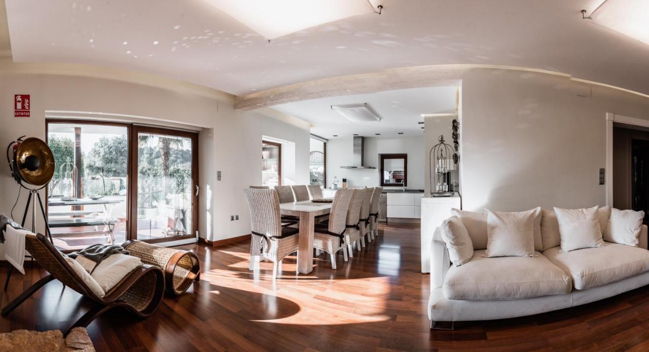Mirador Del Alba Guest House ออสซา เด มอนเตียล ภายนอก รูปภาพ